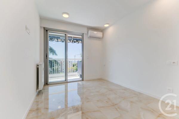 Appartement F3 à vendre  3 pièces - 54,28 m 2   NICE  - 06
