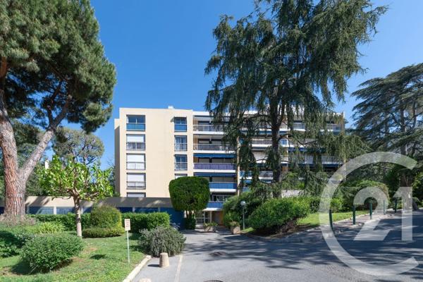 Appartement F3 à vendre  3 pièces - 54,28 m 2   NICE  - 06