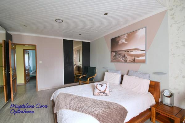 Maison familiale récente 160m² + sous-sol complet – jardin – 6 chambres – DPE B – Métro Ligne 14