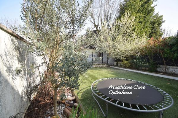 Maison familiale récente 160m² + sous-sol complet – jardin – 6 chambres – DPE B – Métro Ligne 14