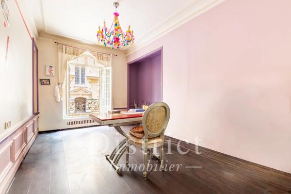 # Appartement – 246m² – Paris 16ème