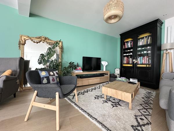 Maison 6 pièce(s) 3 chambre(s) 149 m²