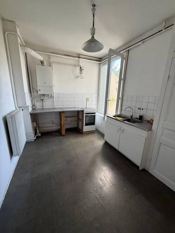 Clermont-Ferrand, Appartement de 66 m 2 de 560 € CC