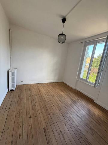 Clermont-Ferrand, Appartement de 66 m 2 de 560 € CC