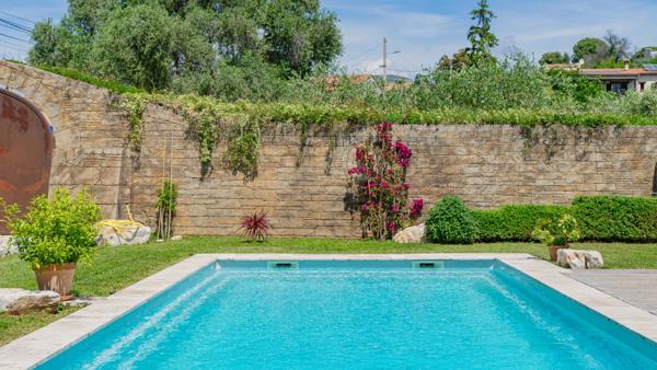 Immeuble à vendre |  La Gaude |  7 pièces