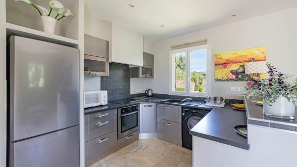 Immeuble à vendre |  La Gaude |  7 pièces