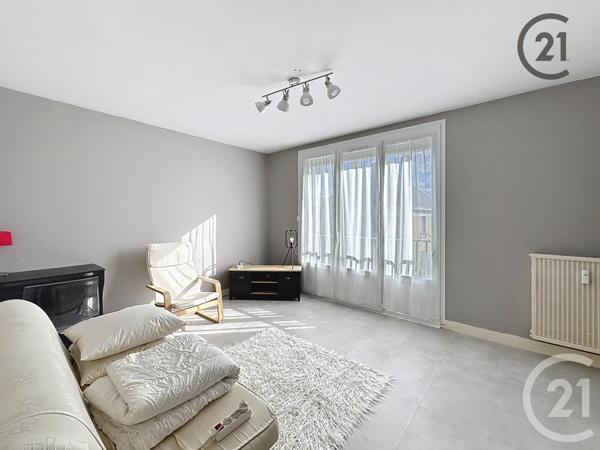 Appartement F1 à vendre  1 pièce - 33,50 m2 STE SAVINE - 10