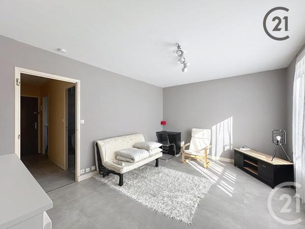 Appartement F1 à vendre  1 pièce - 33,50 m2 STE SAVINE - 10