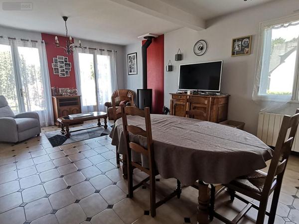 Maison à vendre à Iffendic en Ille-et-Vilaine (35750), ref : 048-V1185V