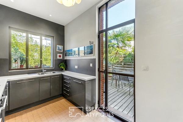 Maison de ville rénovée avec terrasses et jardin au coeur des Minimes