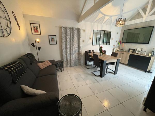 A VENDRE MAISON DE PLAIN PIED DE 4 PIECES A ATHIS-MONS ! Rare sur le secteur !