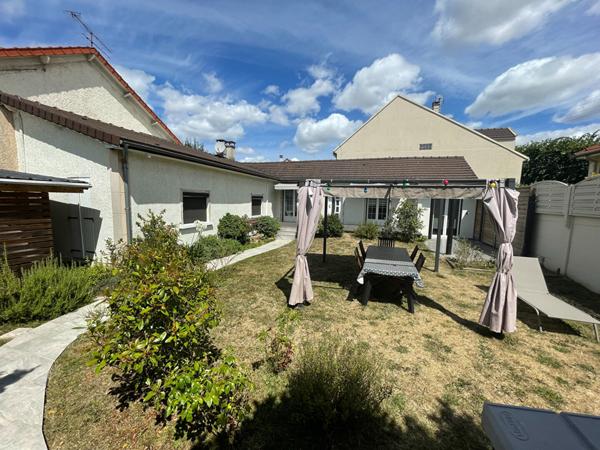 A VENDRE MAISON DE PLAIN PIED DE 4 PIECES A ATHIS-MONS ! Rare sur le secteur !