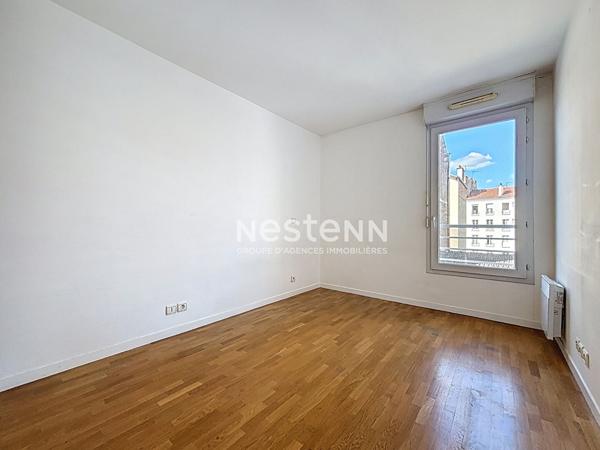ISSY LES MOULINEAUX - Vente Appartement traversant 4 pièces de 84,61 m² avec une terrasse