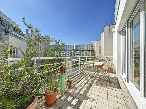 ISSY LES MOULINEAUX - Vente Appartement traversant 4 pièces de 84,61 m² avec une terrasse