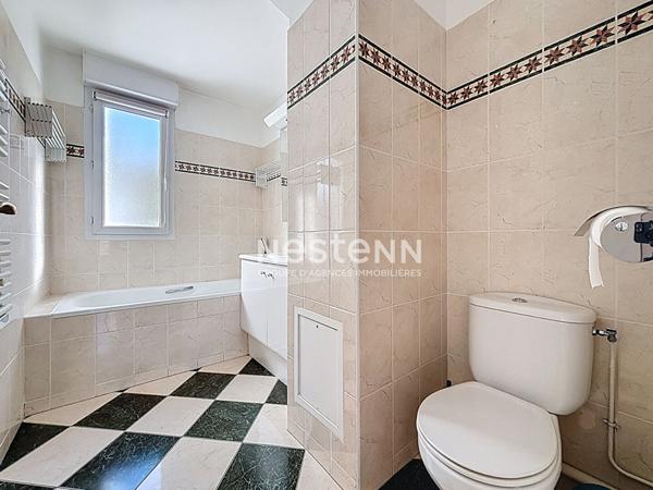 ISSY LES MOULINEAUX - Vente Appartement traversant 4 pièces de 84,61 m² avec une terrasse