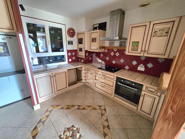 Maison Montpon Menesterol 7 pièce(s) 116.14 m2