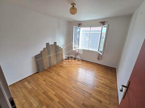 Maison Montpon Menesterol 7 pièce(s) 116.14 m2