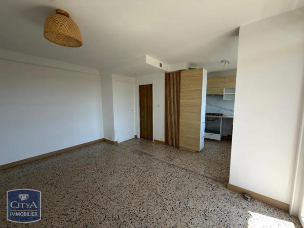 Appartement à louer 2 pièces Marseille 9e Arrondissement (13009)