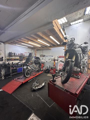 Garage, Station-service​ à vendre 150 m² Montlhéry