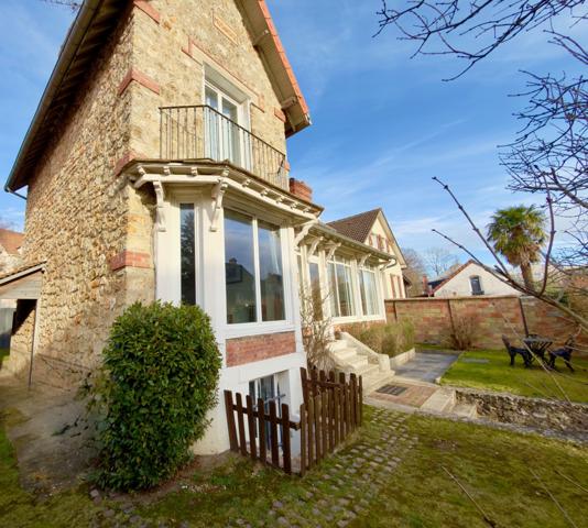 Maison familiale Plaisir