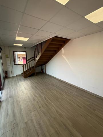 Location                                                      Local commercial
                        
                     3 pièces                      68 m2                     à Biscarrosse