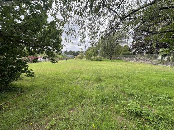 Terrain à Batir à vendre à Saumur dans le Maine-et-Loire (49400), ref : 49046/792