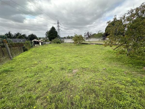 Terrain à Batir à vendre à Saumur dans le Maine-et-Loire (49400), ref : 49046/792