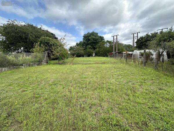 Terrain à Batir à vendre à Saumur dans le Maine-et-Loire (49400), ref : 49046/792