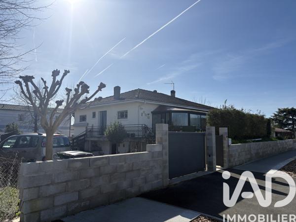 Maison à vendre 6 pièces 200 m² Le Taillan-Médoc
