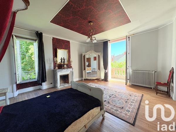 Maison à vendre 9 pièces 271 m² Mauriac