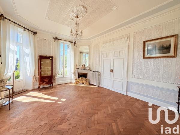 Maison à vendre 9 pièces 271 m² Mauriac