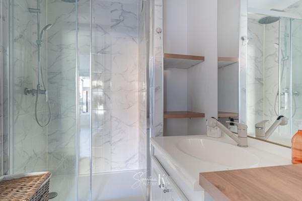 Appartement
         2 pièces
        - 42 m² Exclusivité 80 300 €*