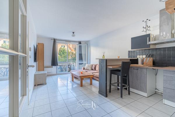 Appartement
         2 pièces
        - 42 m² Exclusivité 80 300 €*