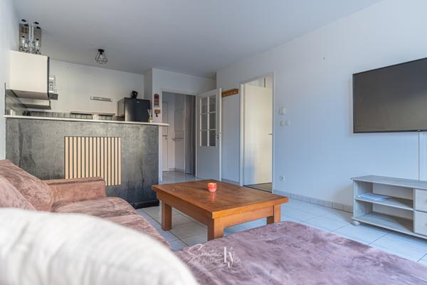 Appartement
         2 pièces
        - 42 m² Exclusivité 80 300 €*
