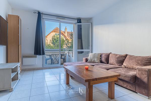 Appartement
         2 pièces
        - 42 m² Exclusivité 80 300 €*