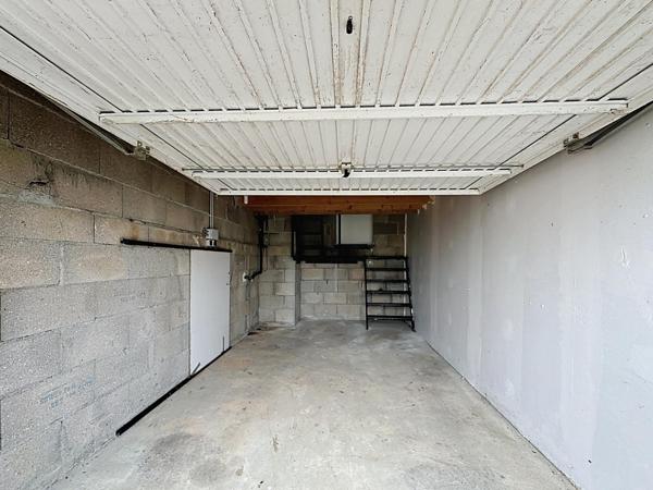 A quelques minutes de SENS et sa gare direct Paris