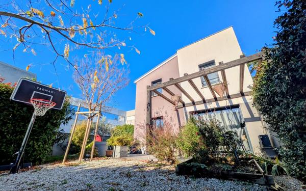 Maison à vendre    4 pièces • 86 m2 Bourg-lès-Valence