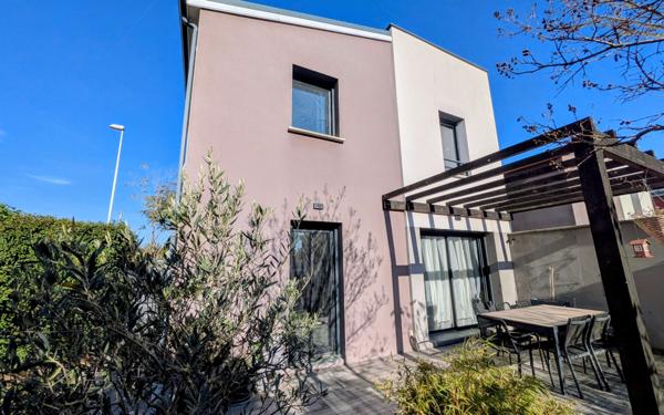 Maison à vendre    4 pièces • 86 m2 Bourg-lès-Valence