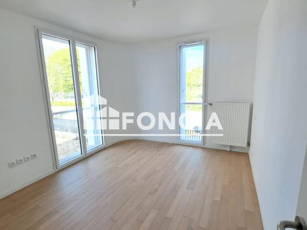 Location Appartement 5 pièces 107.5 m² - 16 RUE FRANCOISE DOLTO Les Mureaux 78130