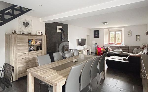 Maison à vendre    6 pièces •  Saint-Ouen-lès-Parey