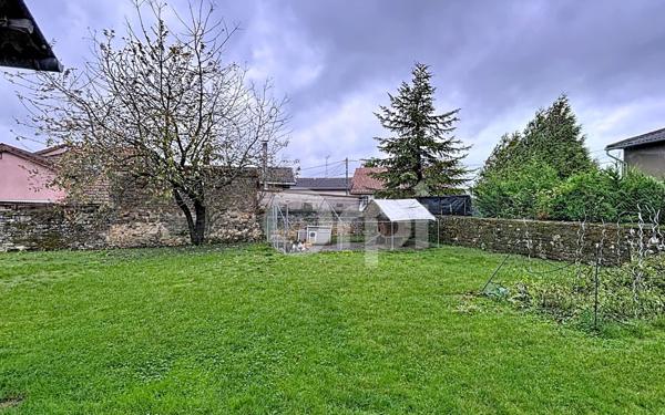 Maison à vendre    6 pièces •  Saint-Ouen-lès-Parey