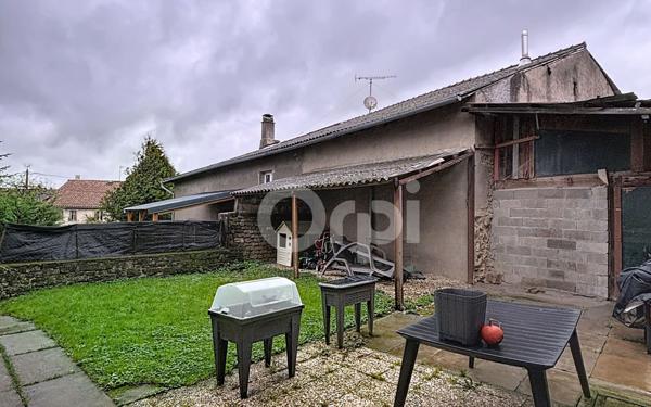 Maison à vendre    6 pièces •  Saint-Ouen-lès-Parey