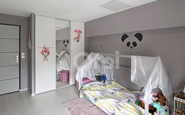 Maison à vendre    6 pièces •  Saint-Ouen-lès-Parey