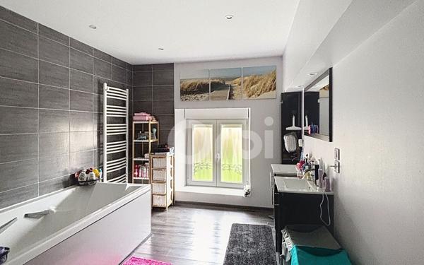 Maison à vendre    6 pièces •  Saint-Ouen-lès-Parey