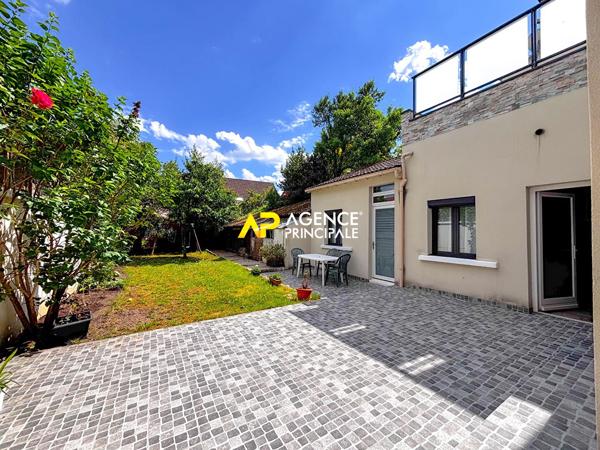 Sartrouville - Les Dix Arpents - Maison 7 pièces 125 m2 avec dépendance et garage 740 000 € **  - Référence  9580