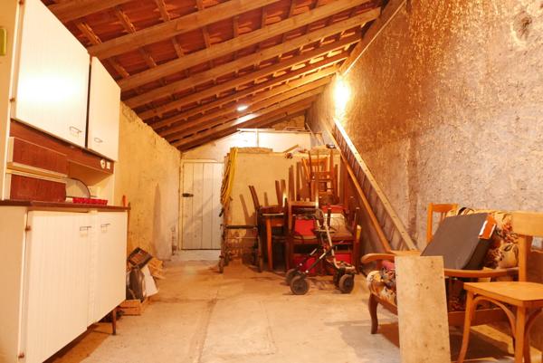 MAISON INDIVIDUELLE AVEC GARAGE ET TERRAIN