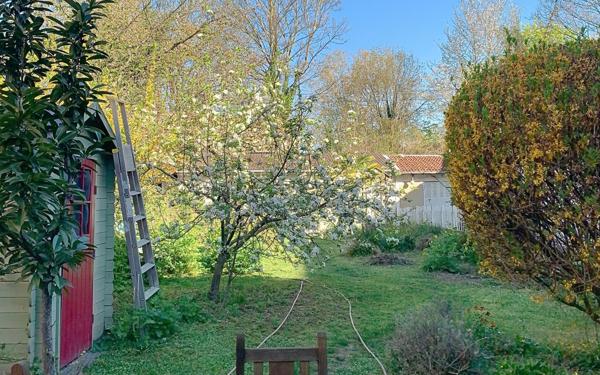 Maison à vendre    2 pièces • 35 m2 Issy-les-Moulineaux