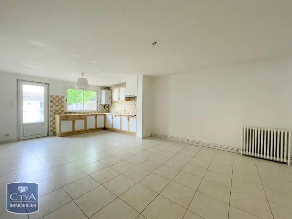 Maison à louer 2 pièces 52.72m² Libourne (33500)