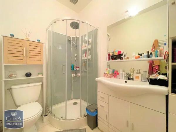Maison à louer 2 pièces 52.72m² Libourne (33500)