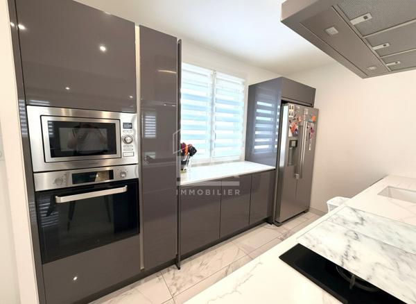 A vendre - MARIGNANE Maison 5/6 pièces 110 m2 - Piscine - Stationnements